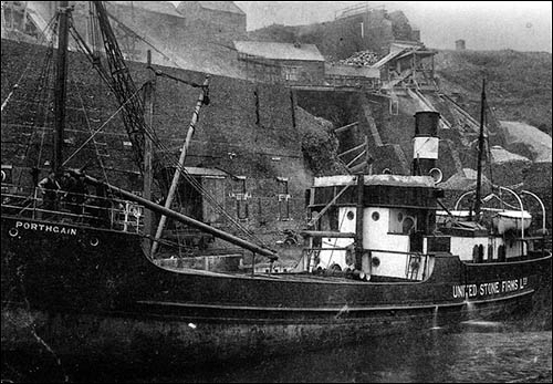 Photo of steamship Porthgain in Porthgain harbour